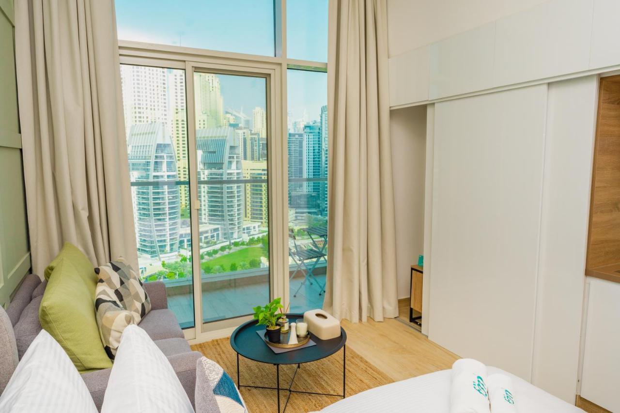 Fam Living - Marina Marvel - Studio Apartment With Breathtaking Views In Studio One Tower Ντουμπάι Εξωτερικό φωτογραφία