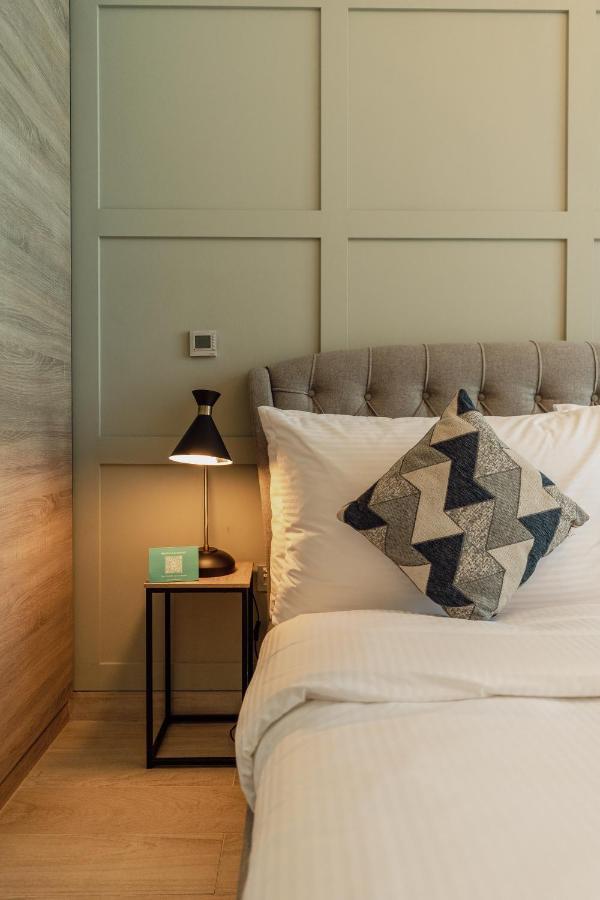 Fam Living - Marina Marvel - Studio Apartment With Breathtaking Views In Studio One Tower Ντουμπάι Εξωτερικό φωτογραφία
