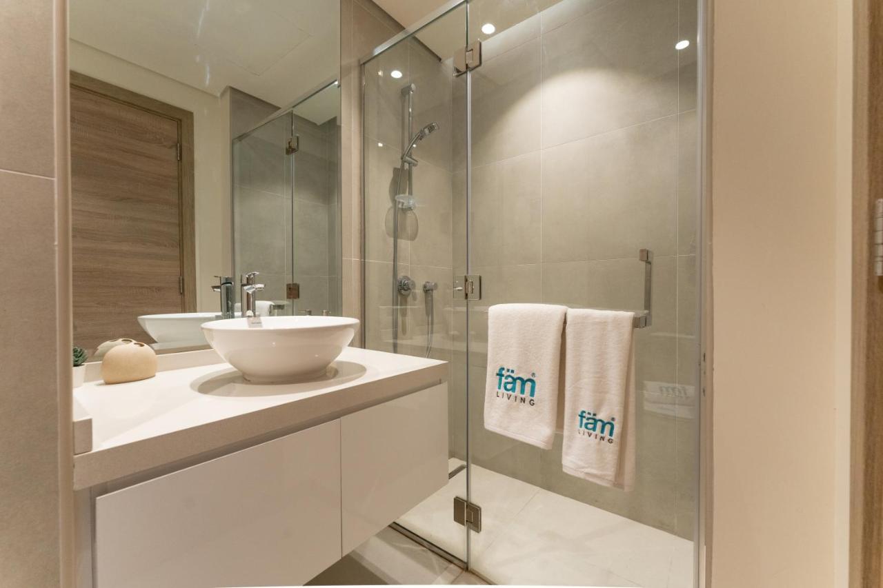 Fam Living - Marina Marvel - Studio Apartment With Breathtaking Views In Studio One Tower Ντουμπάι Εξωτερικό φωτογραφία