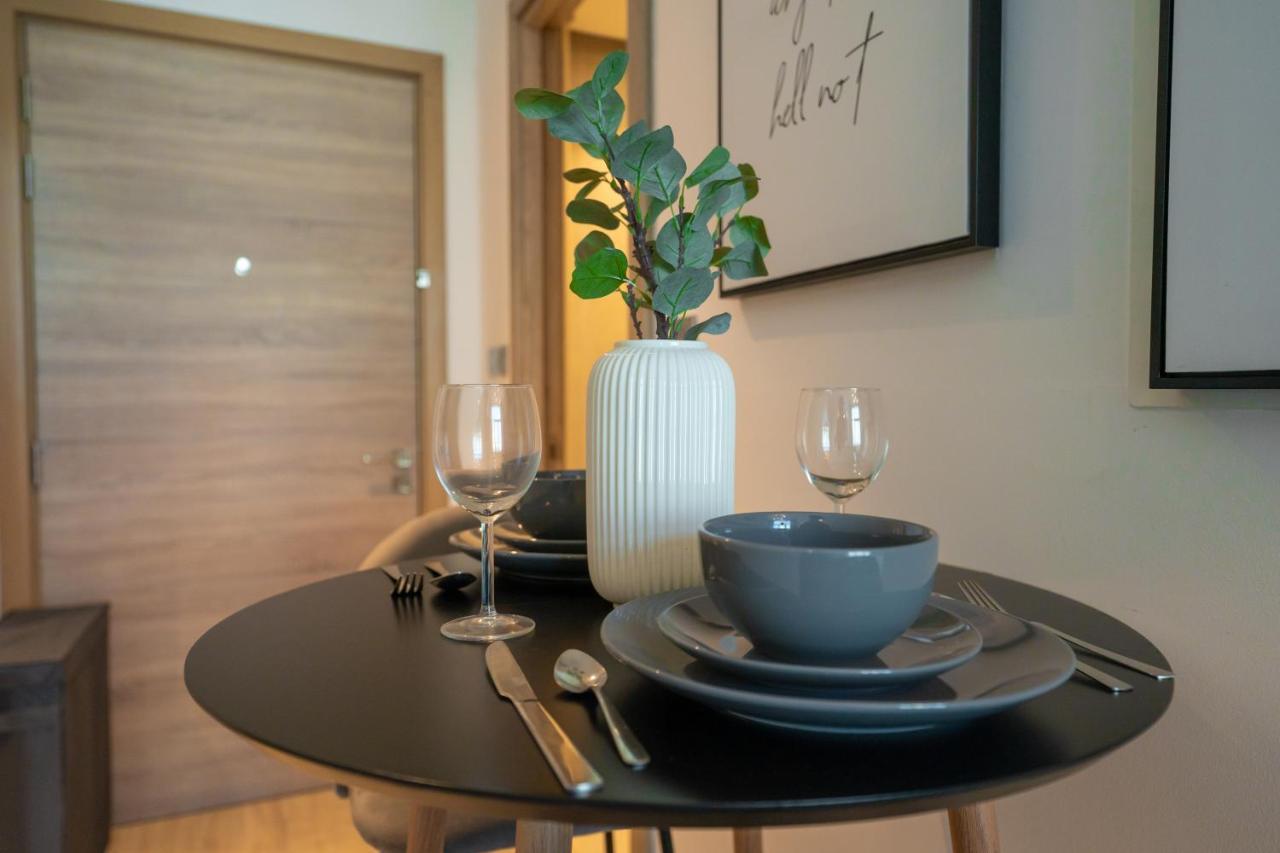Fam Living - Marina Marvel - Studio Apartment With Breathtaking Views In Studio One Tower Ντουμπάι Εξωτερικό φωτογραφία